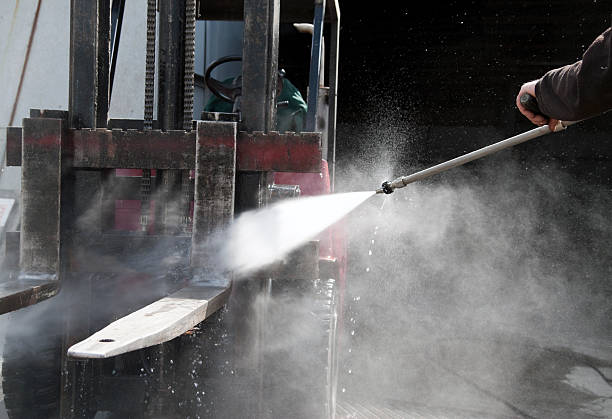 Best Roof Washing  in Plains, MT
